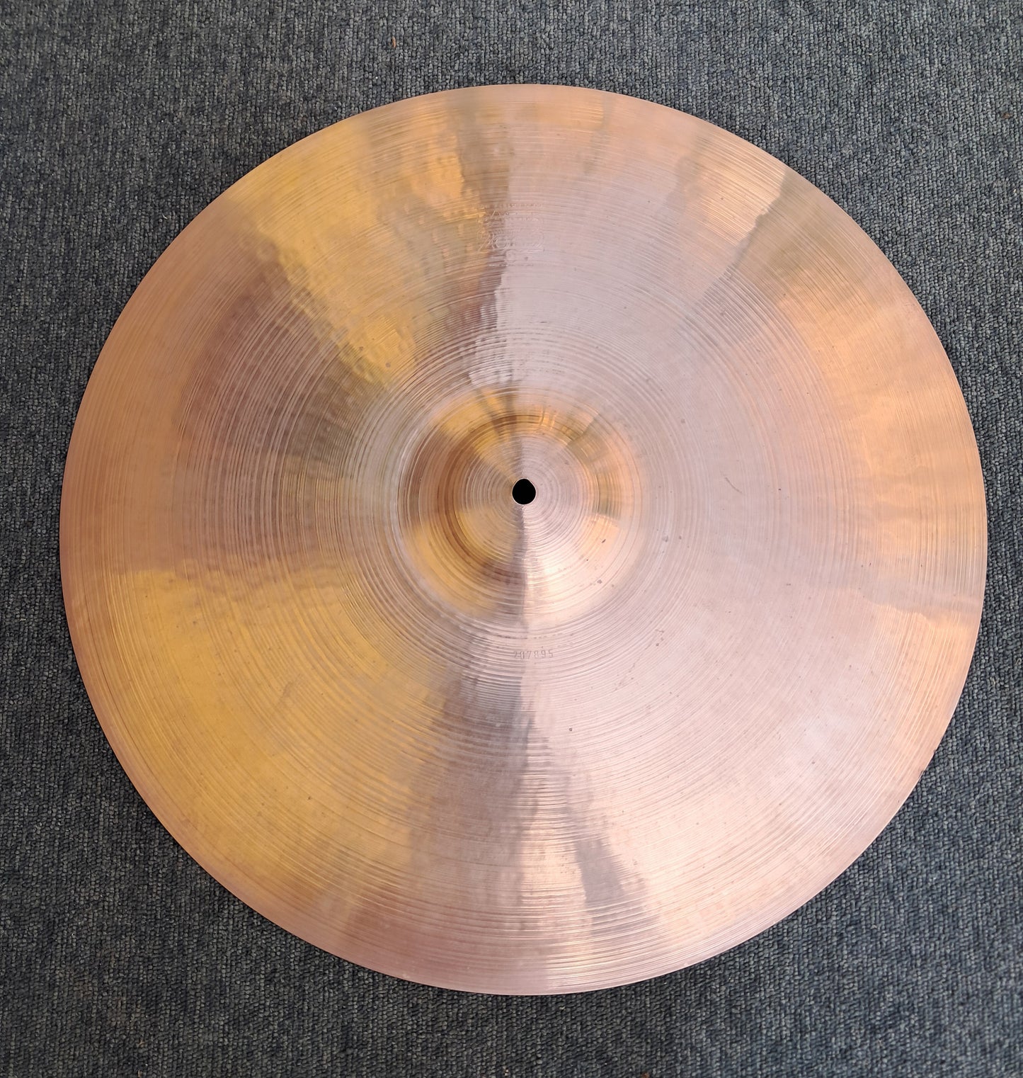 Medium Ride/Crash Paiste 2002 20" (Black Logo)