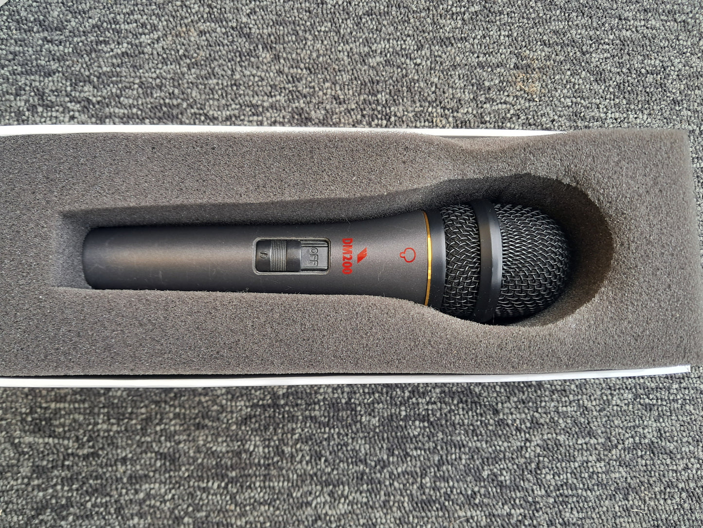 Microfono Proel DM200