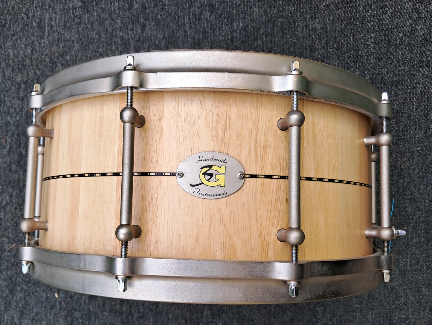 Pearl Decade Maple snare drum 14x5.5"