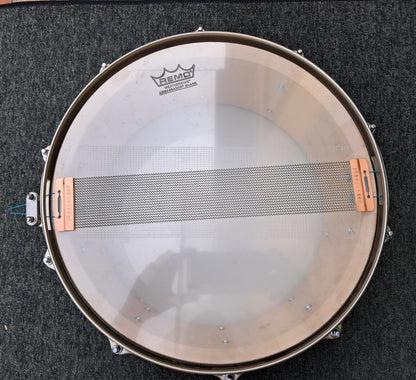 Pearl Decade Maple snare drum 14x5.5"