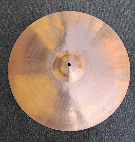 Medium Ride/Crash Paiste 2002 20" (Black Logo)