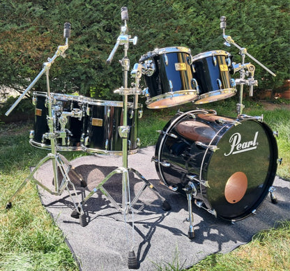 Pearl Export acoustic drum kit