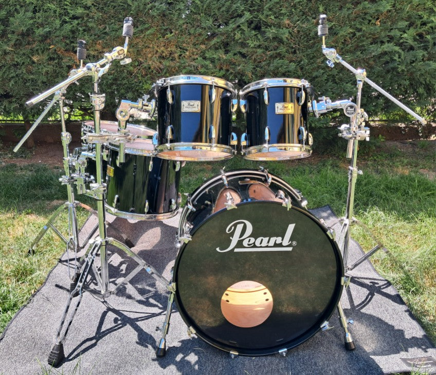 Pearl Export acoustic drum kit