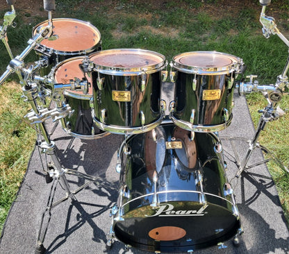 Pearl Export acoustic drum kit