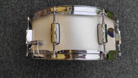 Pearl Decade Maple snare drum 14x5.5"