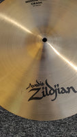 Medium Thin Crash Zildjian Avedis 17"